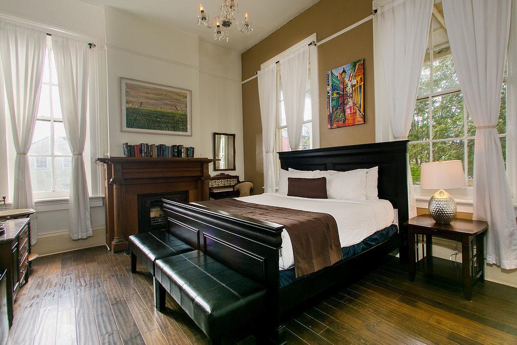 Standard King Room