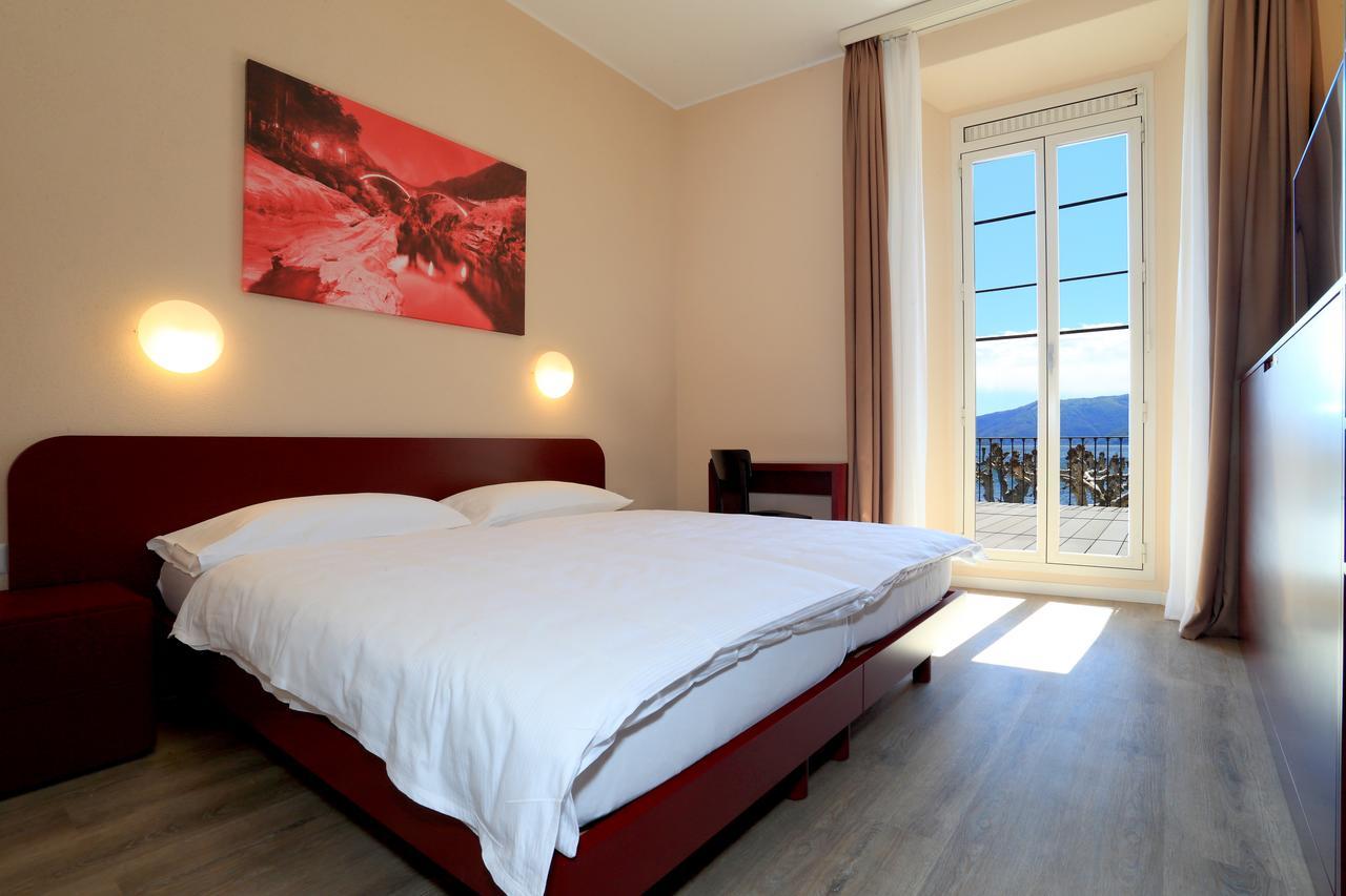 Zweibettzimmer mit Balkon und Seeblick