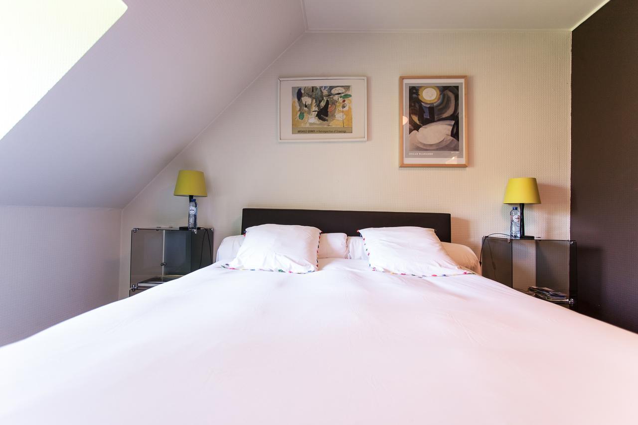 Standard Double Room,536213472:JPEG