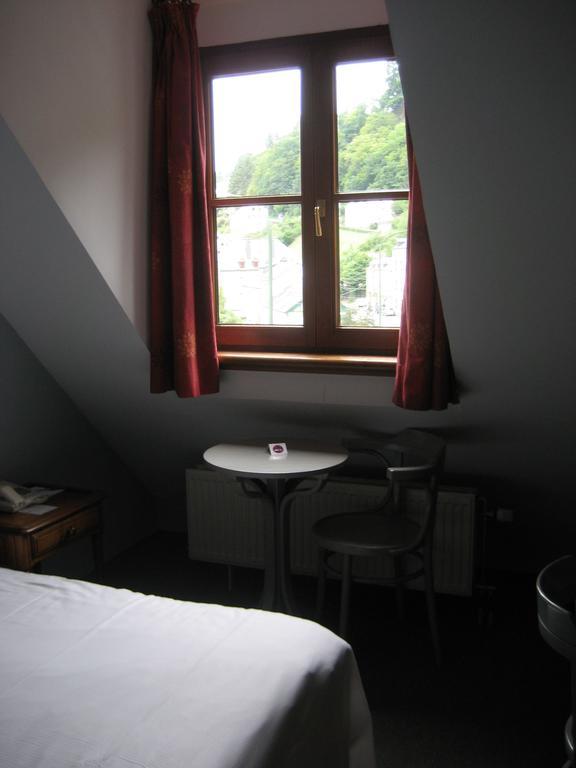Chambre Double - Mansardée