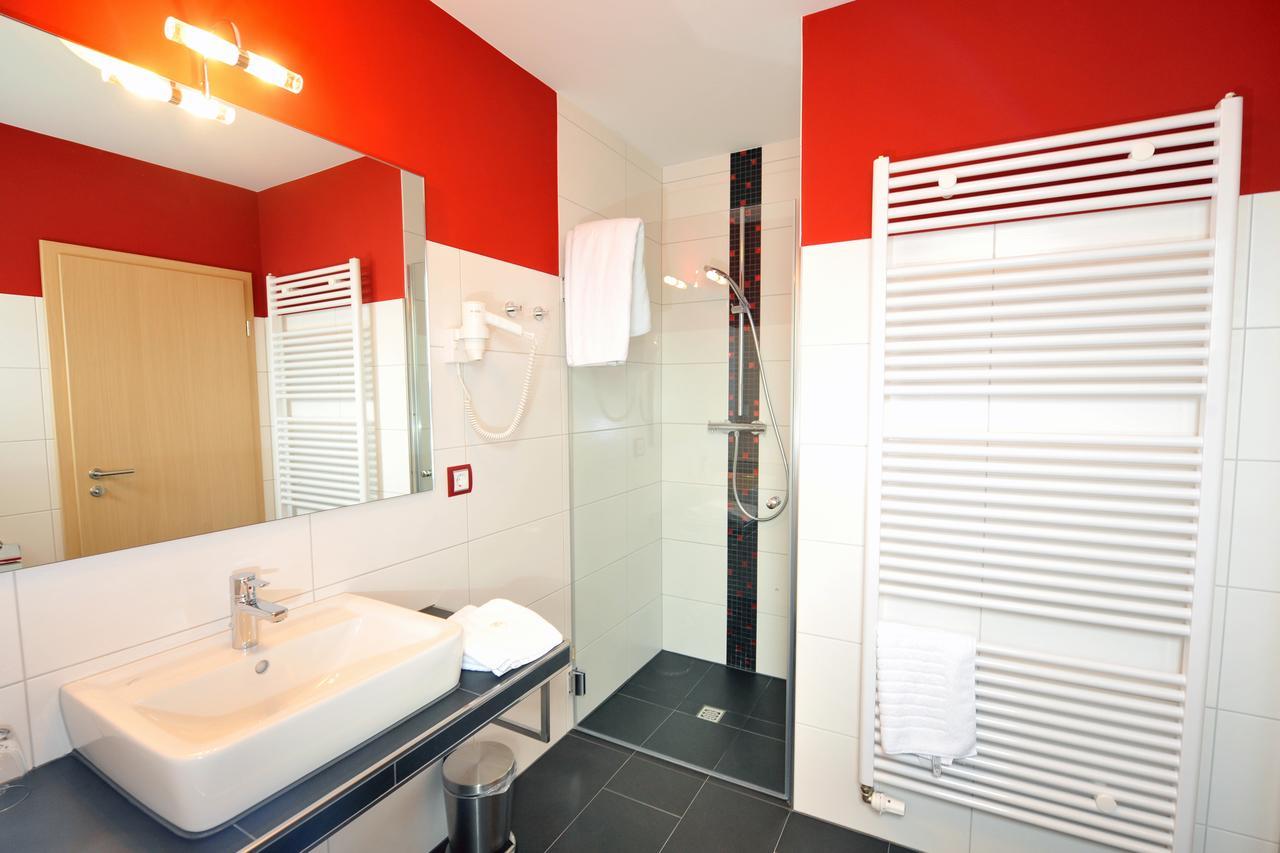 Doppelzimmer mit Balkon