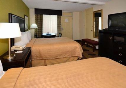 Double Room with Two Double Beds - Smoking