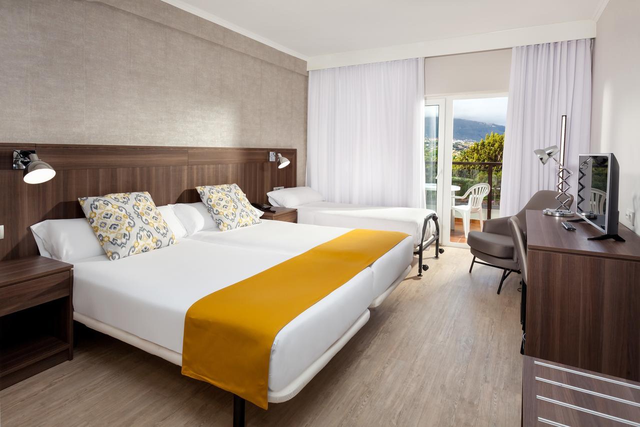Chambre Triple (3 Adultes)