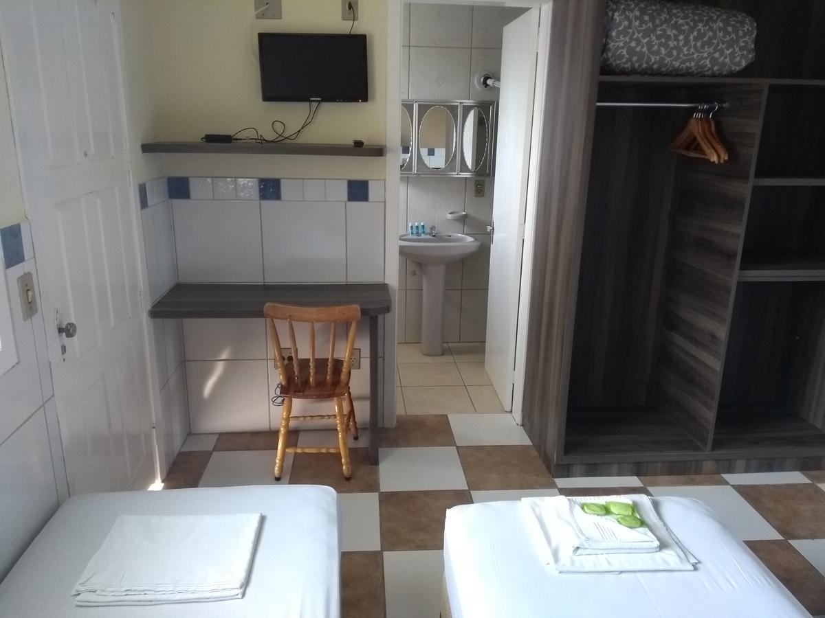 Quarto Triplo Econômico