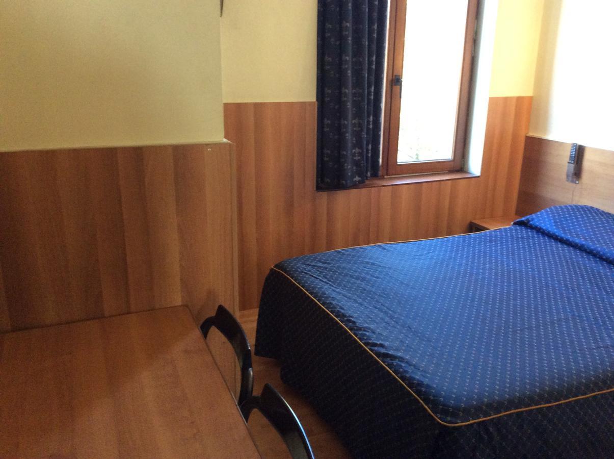 Quarto Duplo