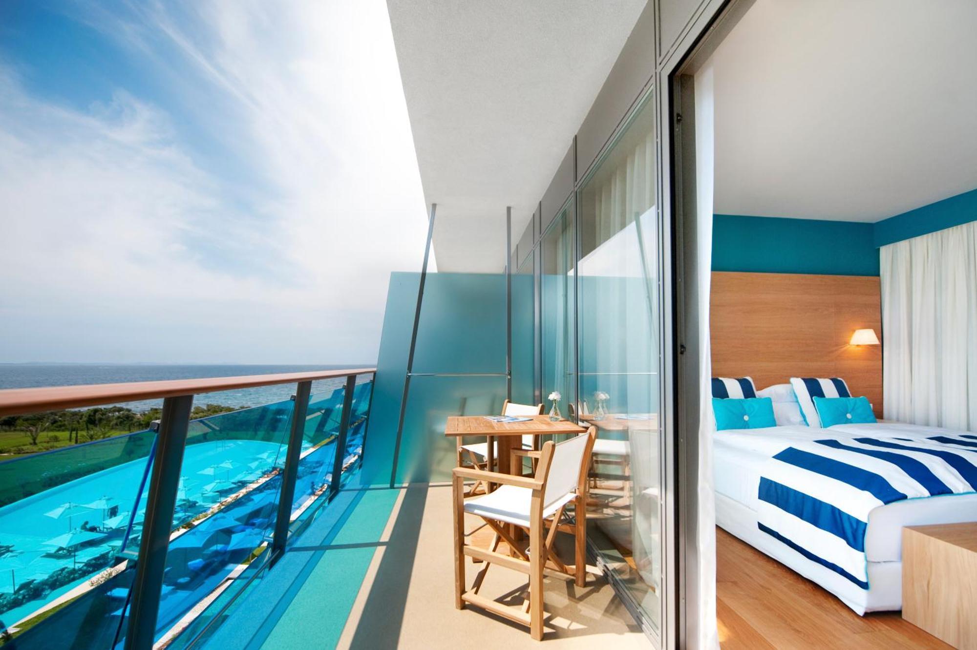 Deluxe Zimmer mit Balkon und Meerblick