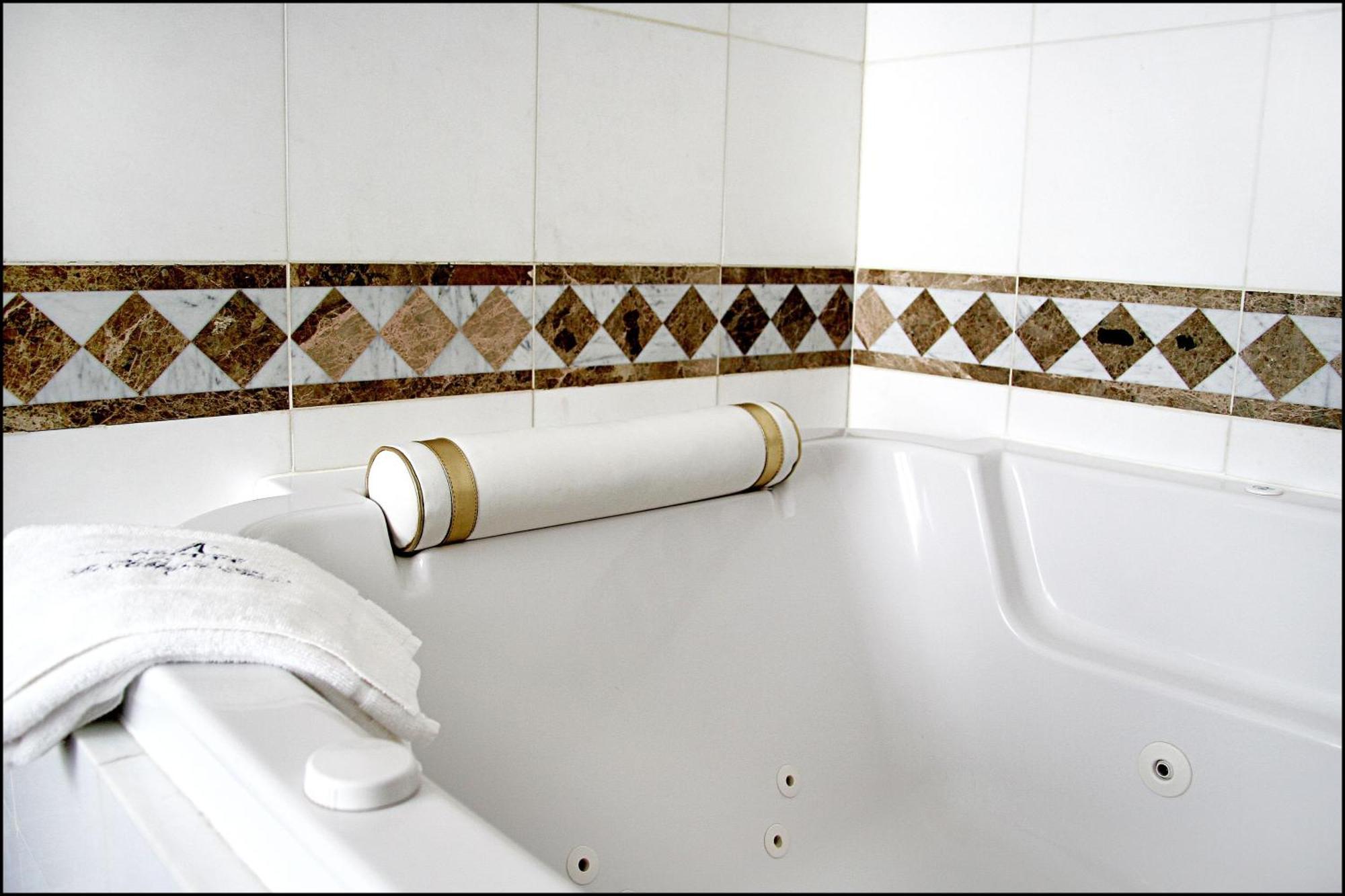 Habitación Doble Deluxe con bañera de hidromasaje