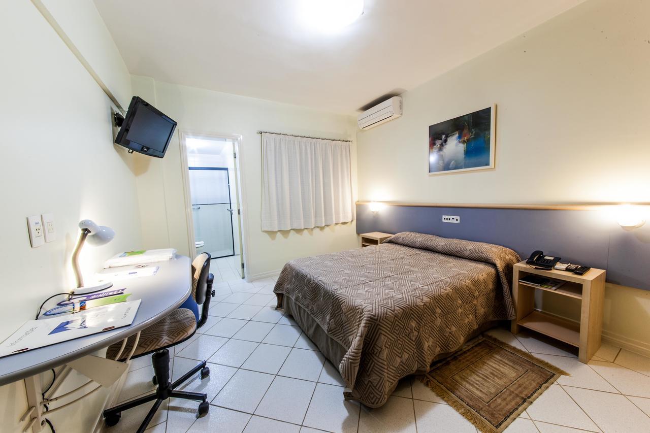 Quarto Individual