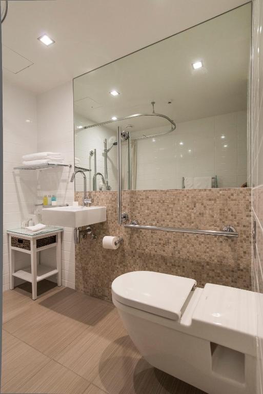 Executive Room,1307771542:JPEG