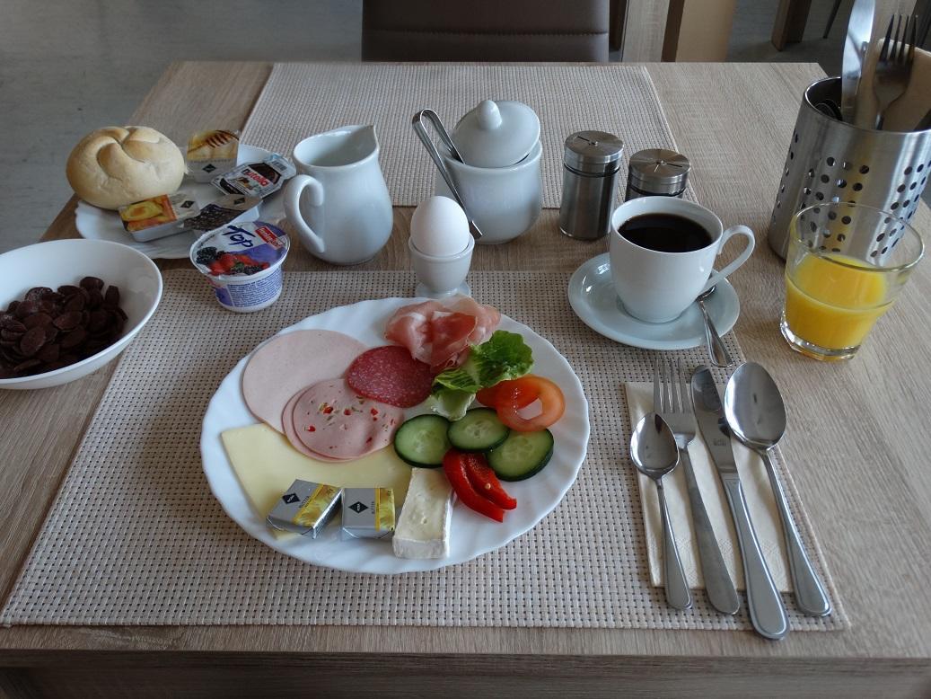 Dreibettzimmer