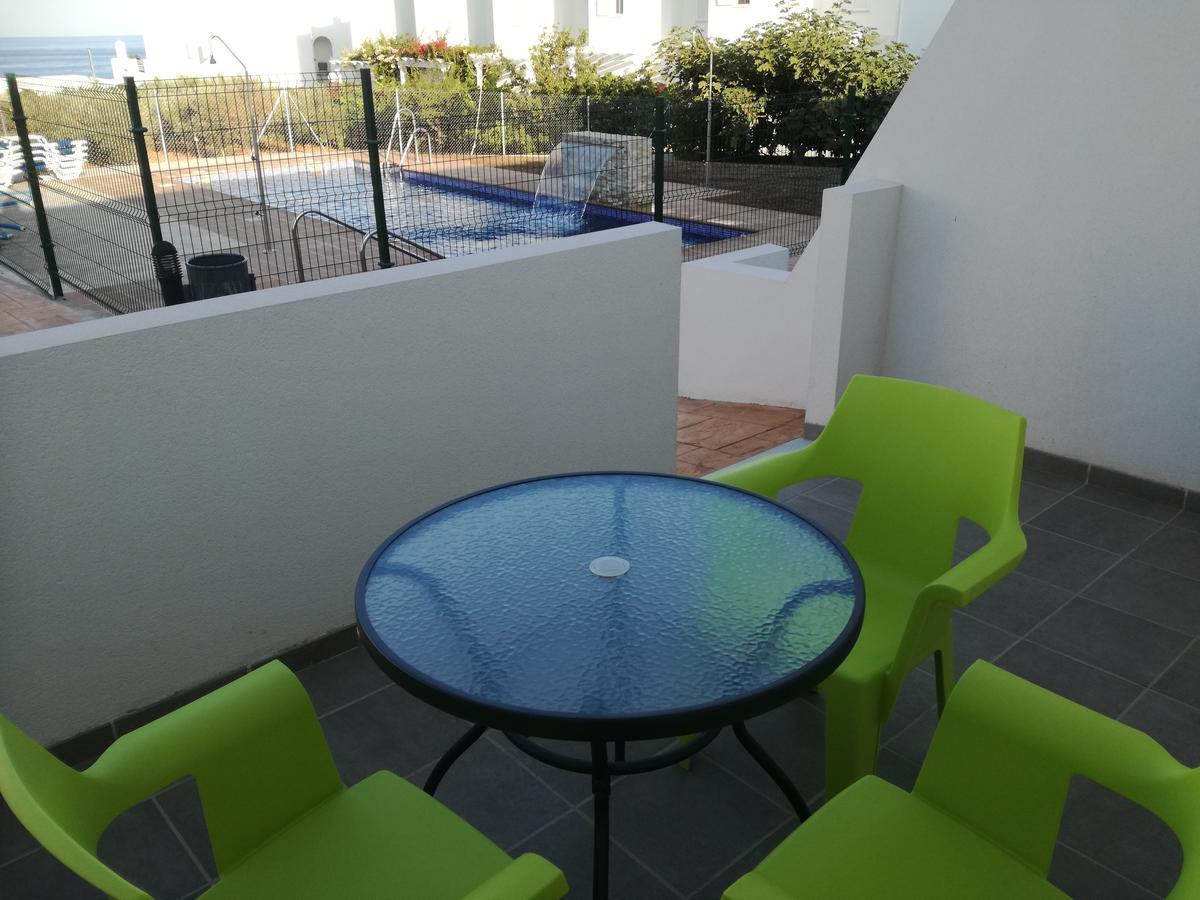 Estudio con terraza