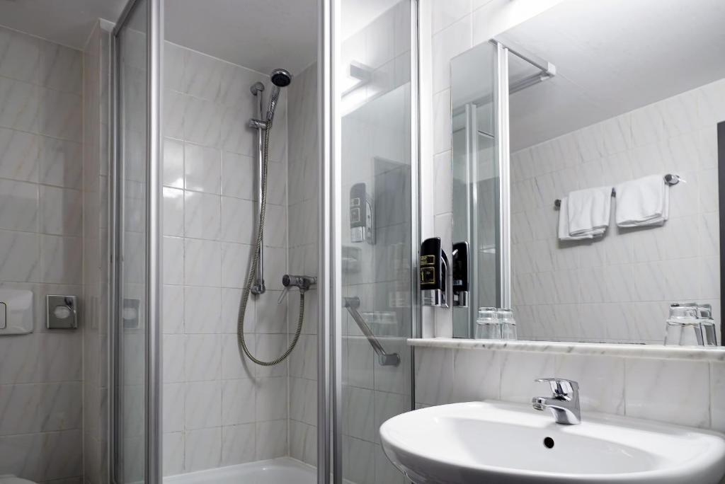 Quarto Duplo Standard