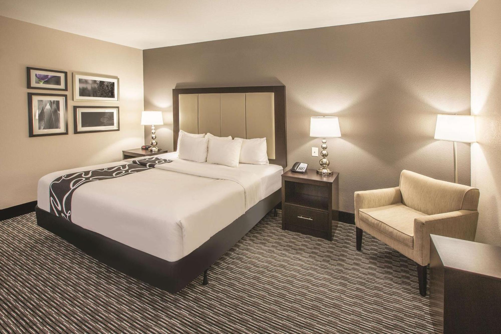 King Room - Mobility Access/Non-Smoking