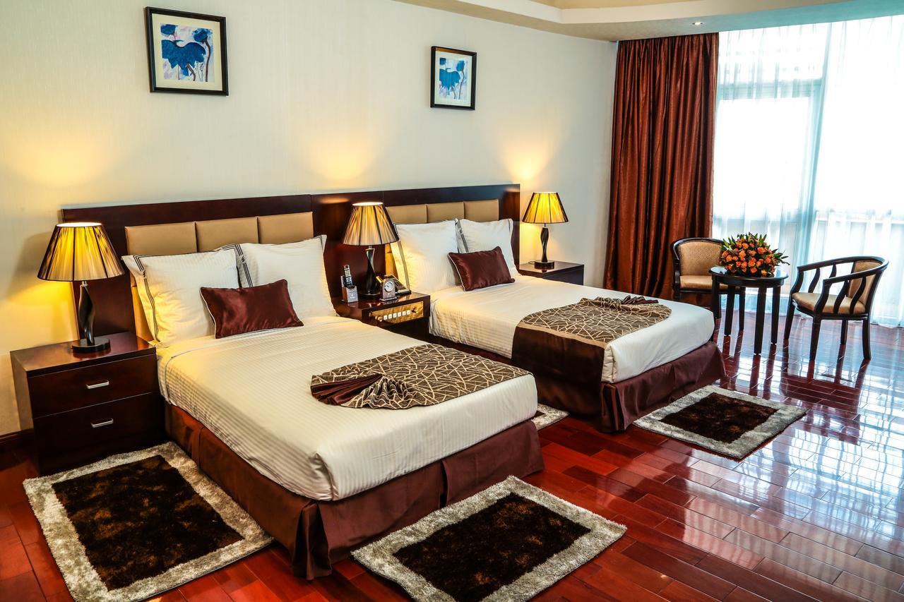 Deluxe Double or Twin Room with City View
