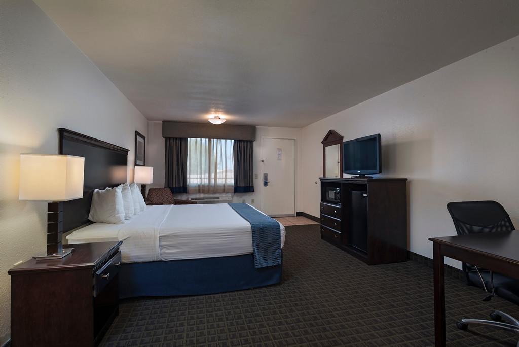 Standard King Room
