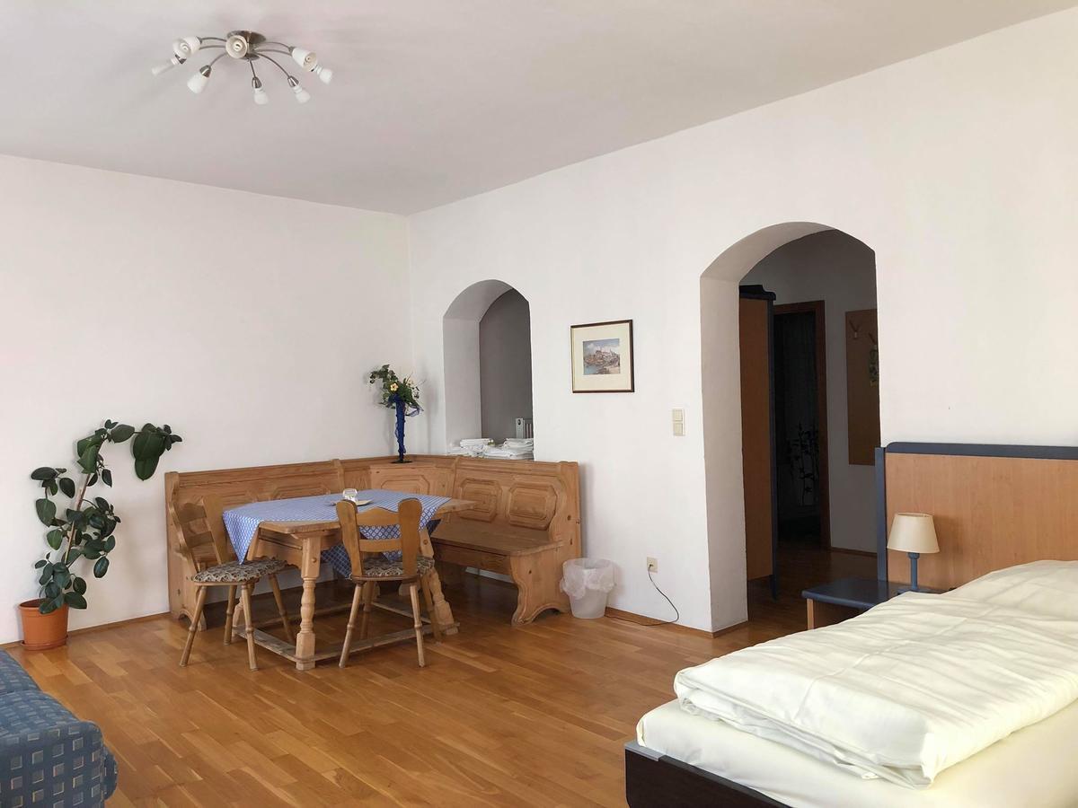Familienzimmer mit Badewanne