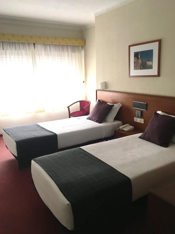 Double or Twin Room,736586686:JPEG