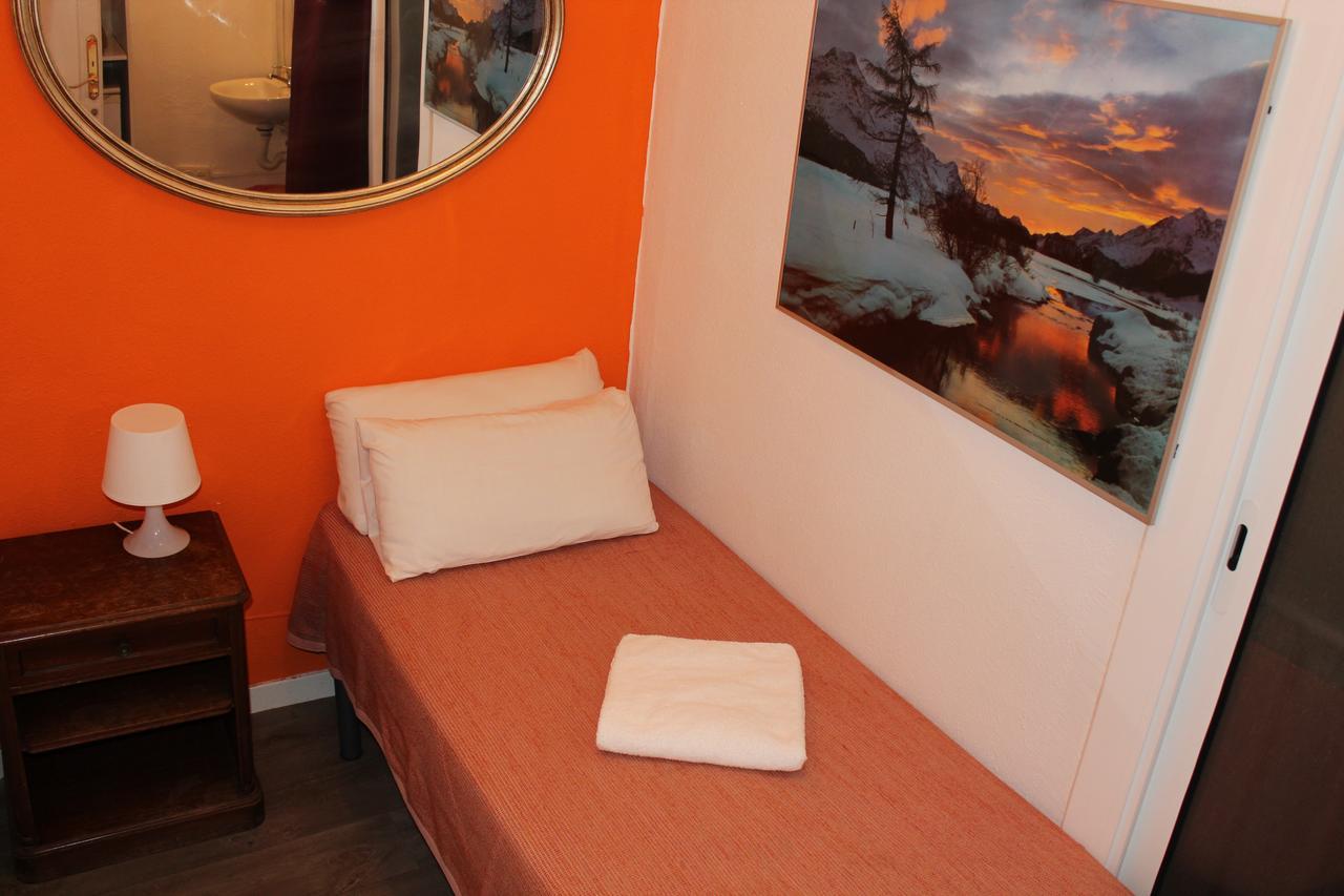 Chambre Simple avec Salle de Bains Commune
