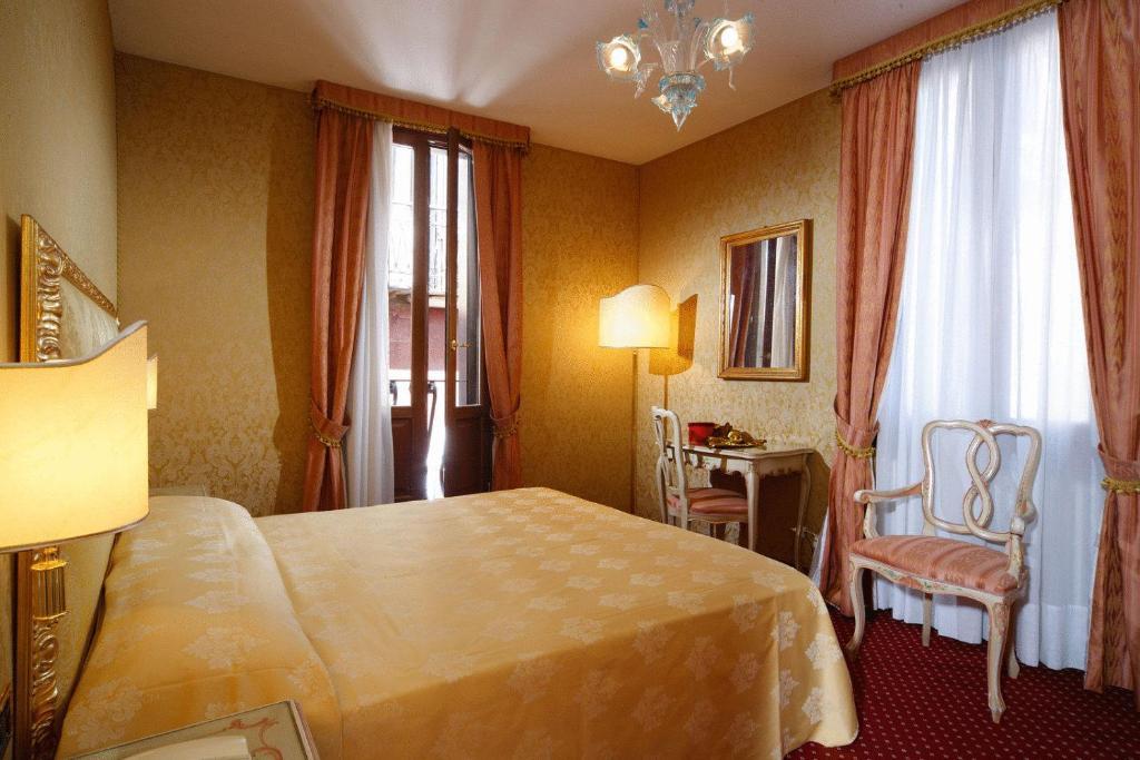 Double Room,1173405774:JPEG
