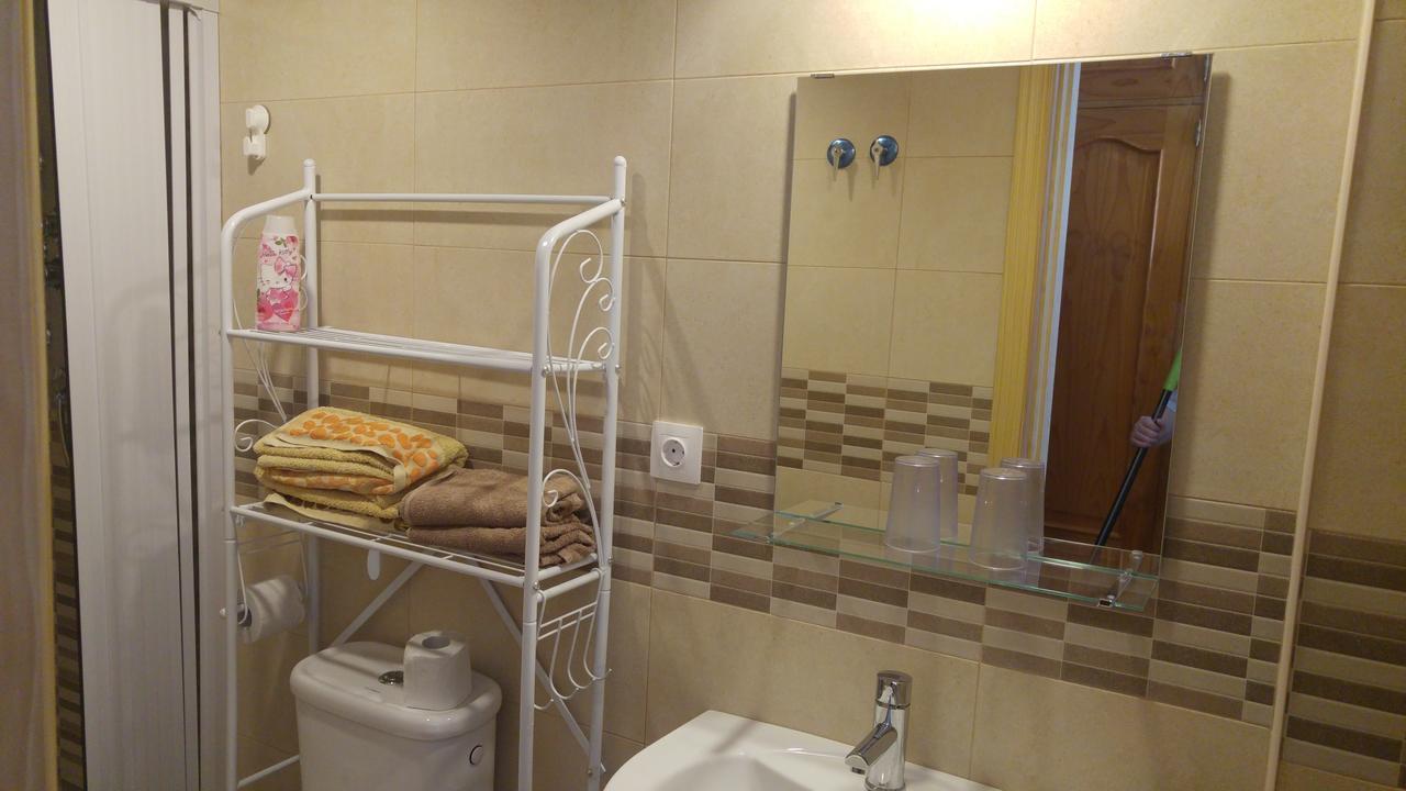Small Single Room