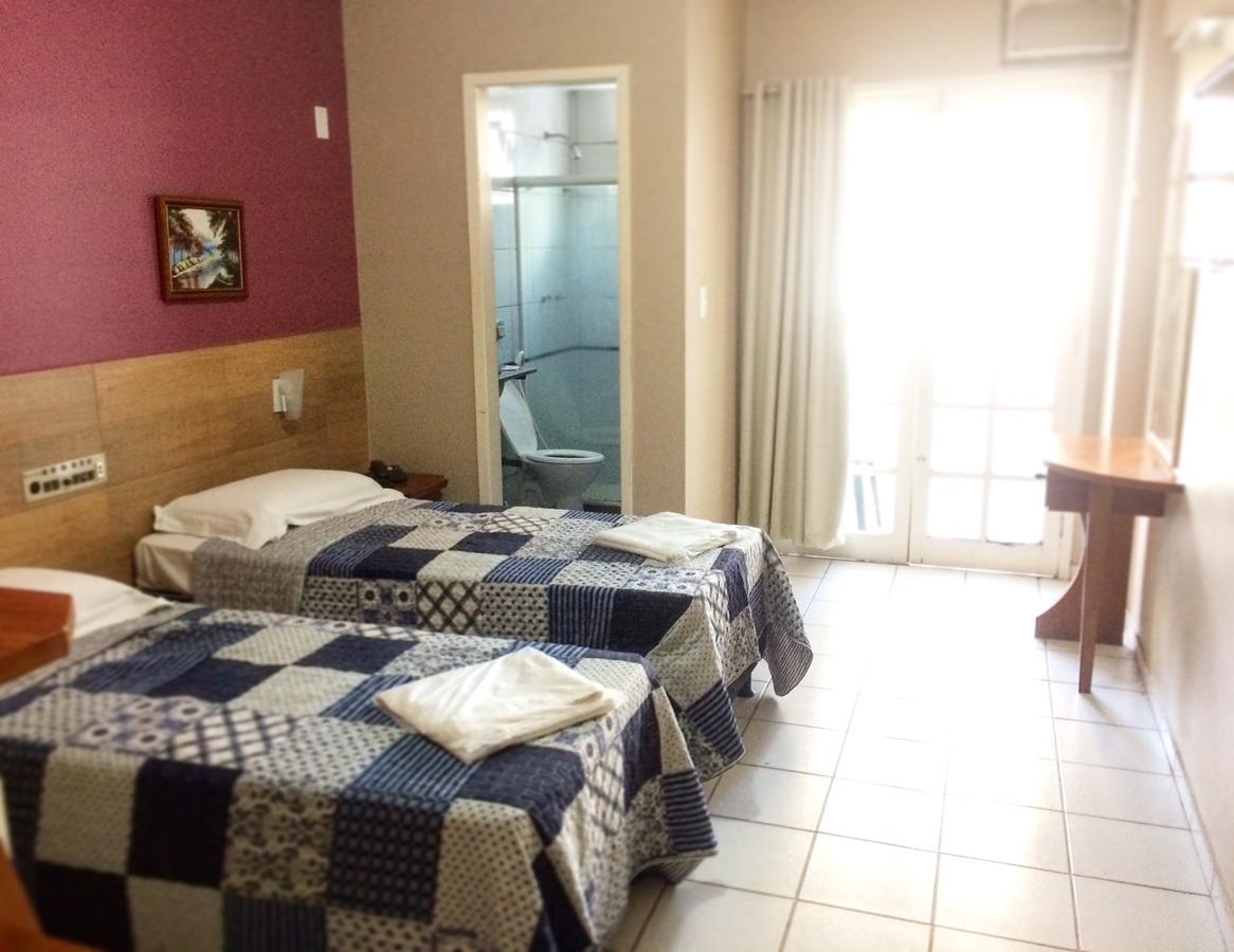 Quarto Standard com 2 Camas de Solteiro