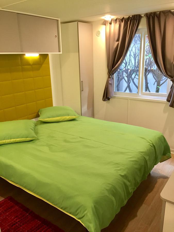 Mobilheim mit 1 Schlafzimmer