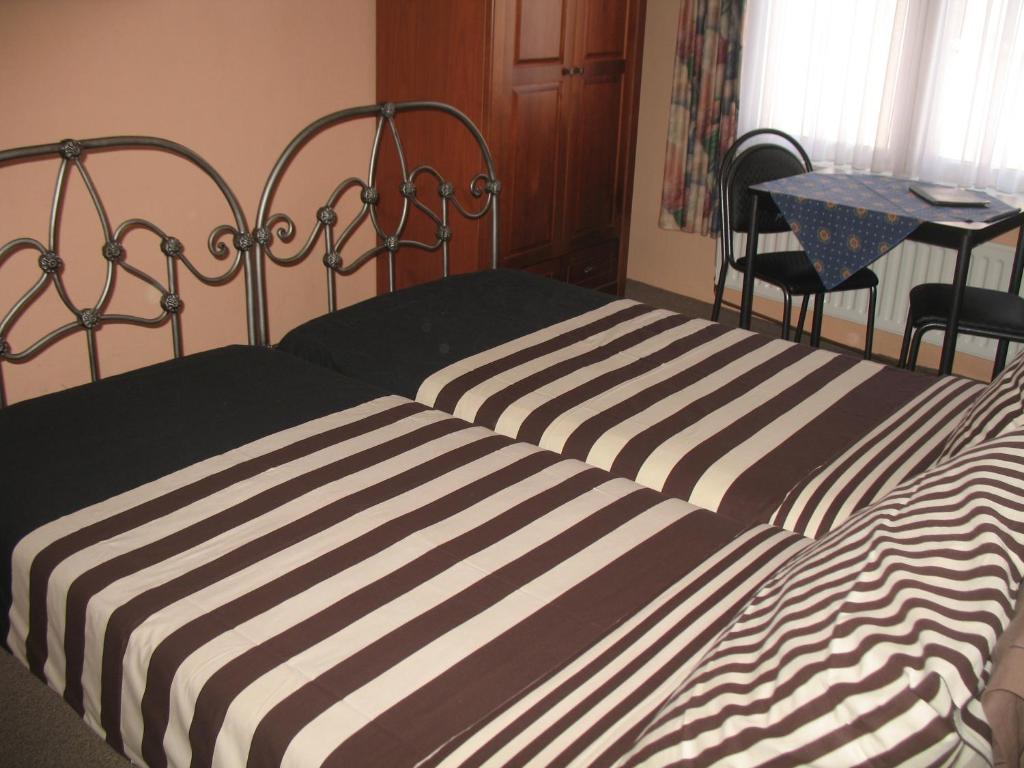 Standard Twin Room,1583103500:JPEG