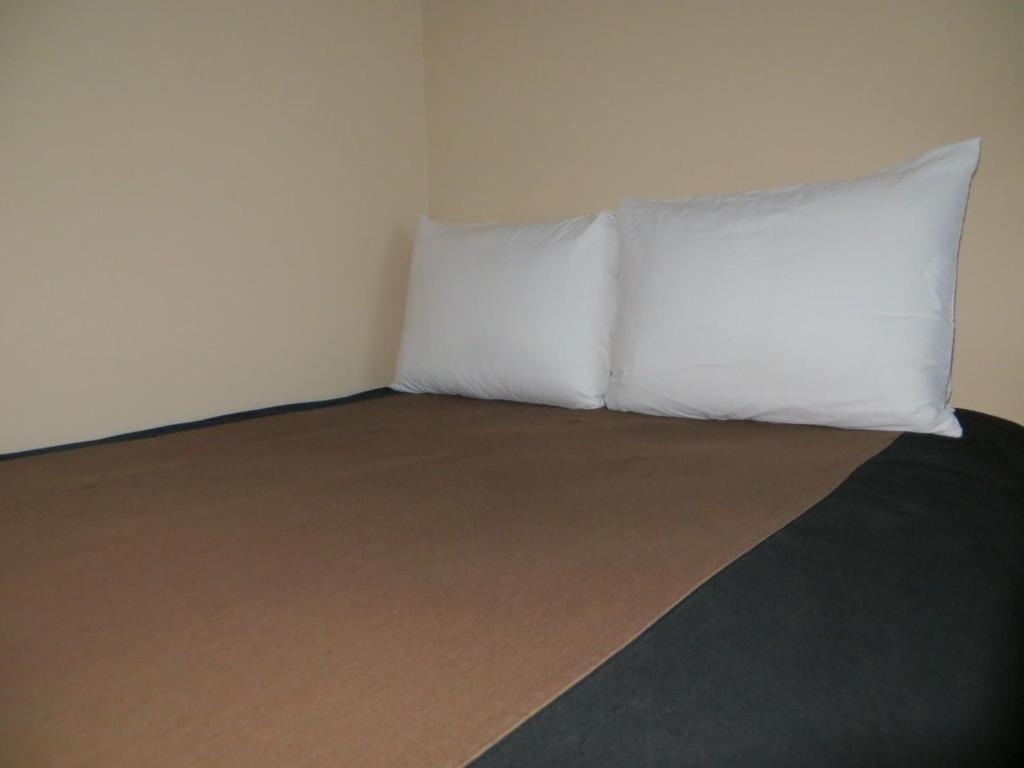 Standard Room with Shared Bathroom