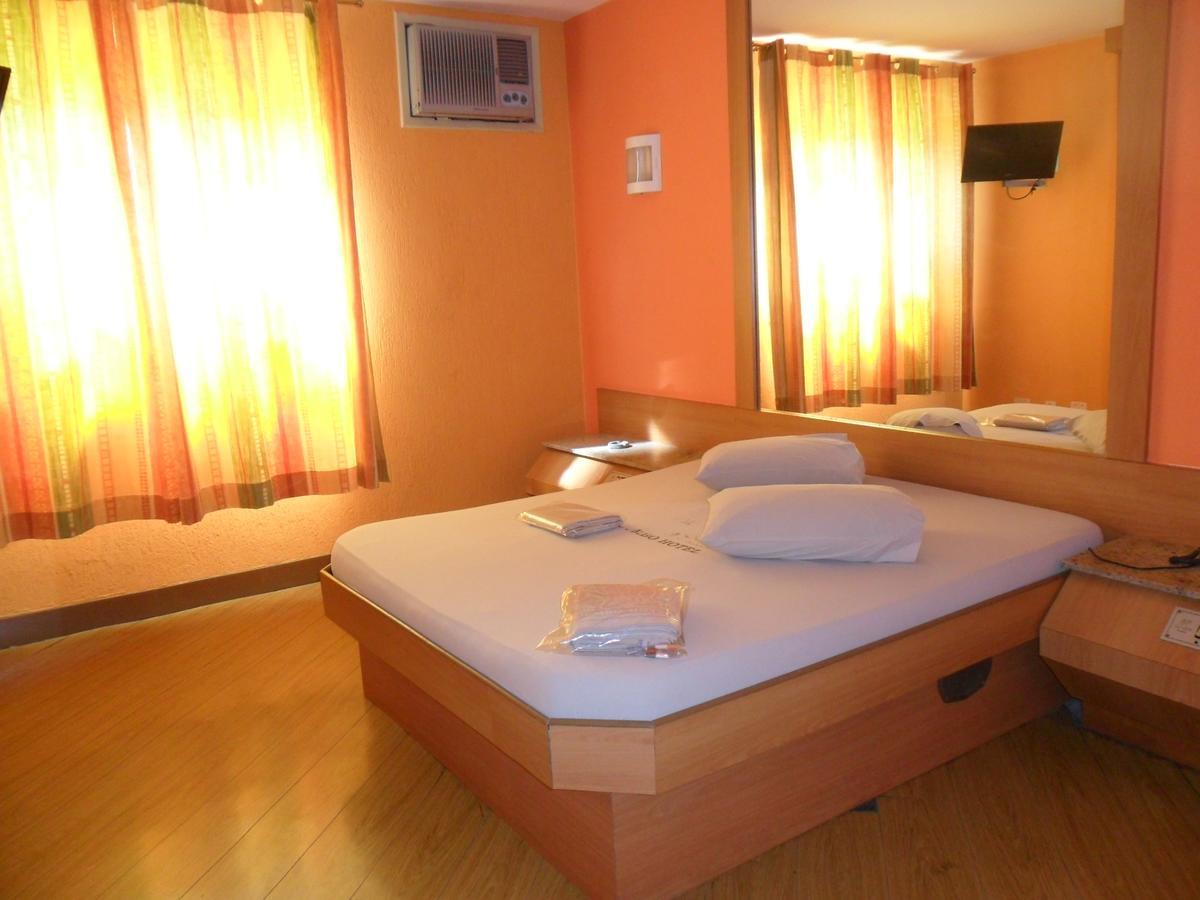 Quarto Duplo Standard