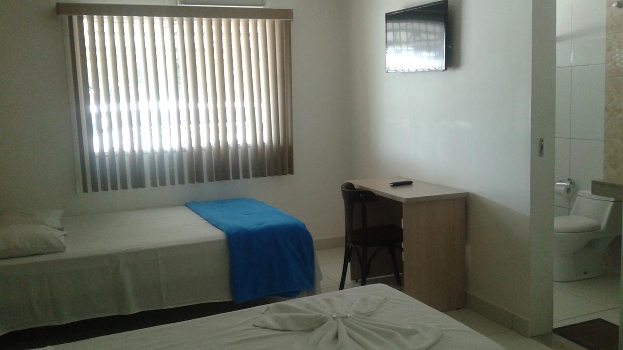Quarto Triplo Básico