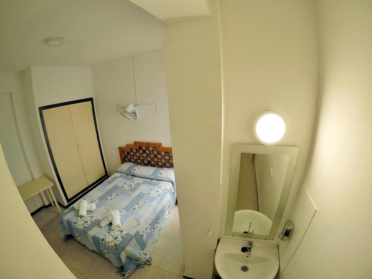 Chambre Double avec Salle de Bains Commune