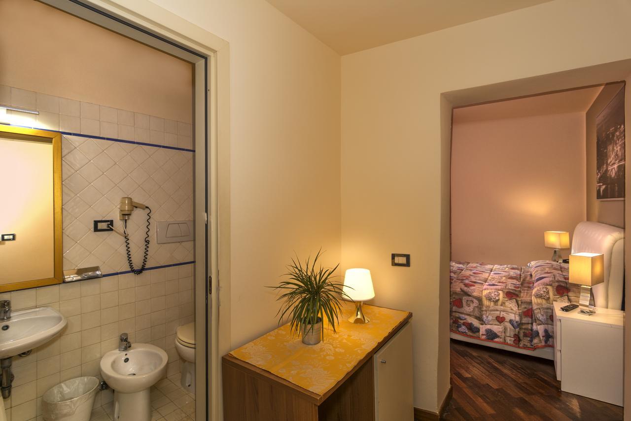 Dreibettzimmer