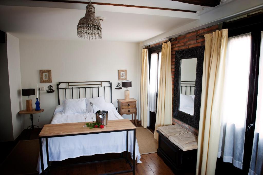 Habitación Familiar (2 adultos + 1 niño)