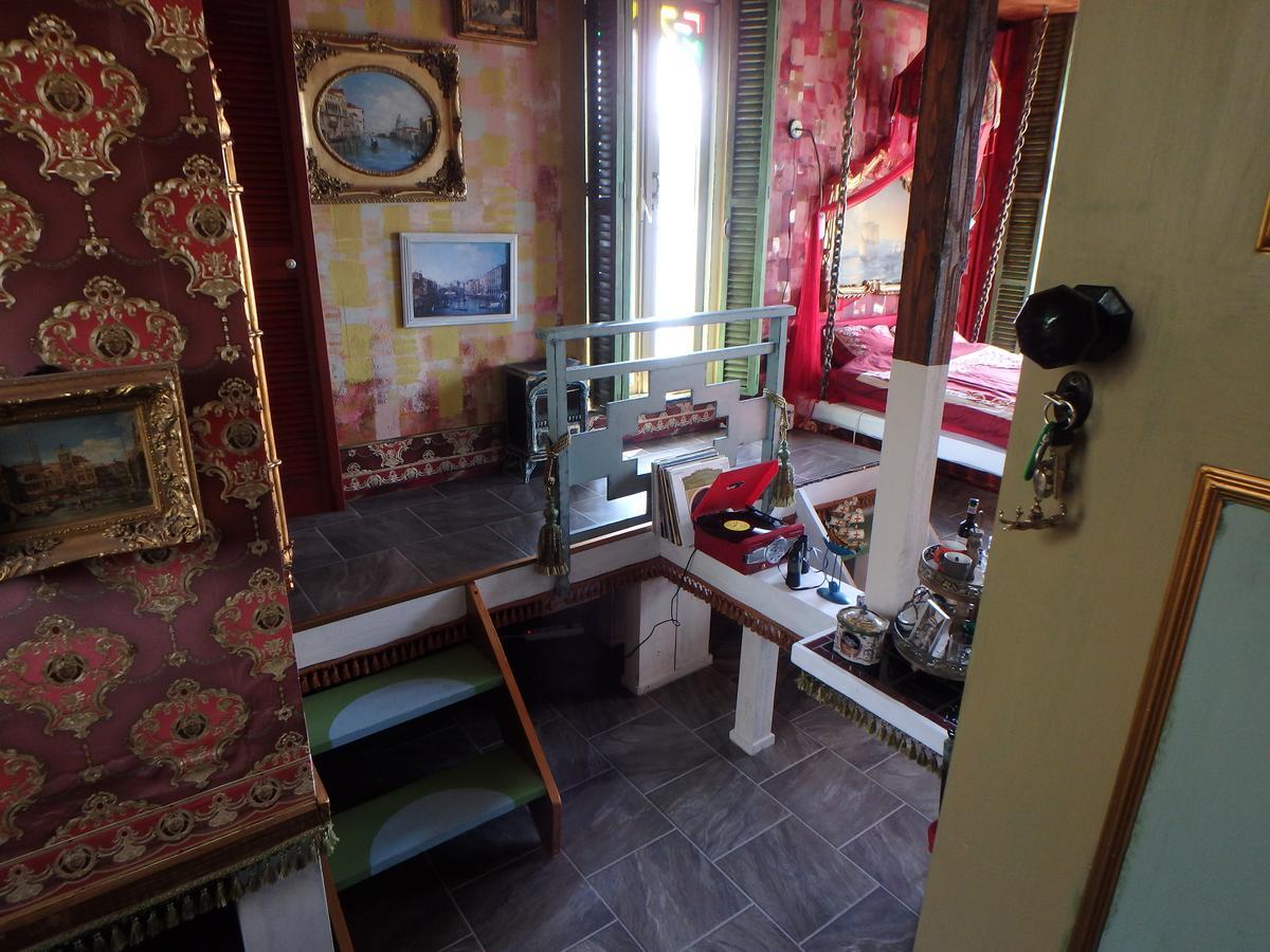 Luxe Suite