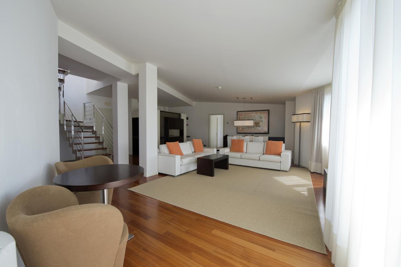 Suite Imperial com Varanda
