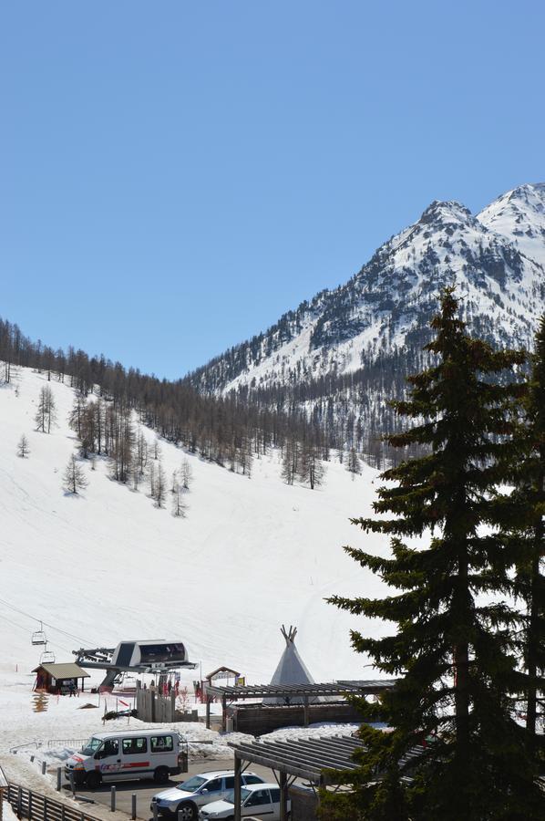 Chambre Double - Vue sur Montagne
