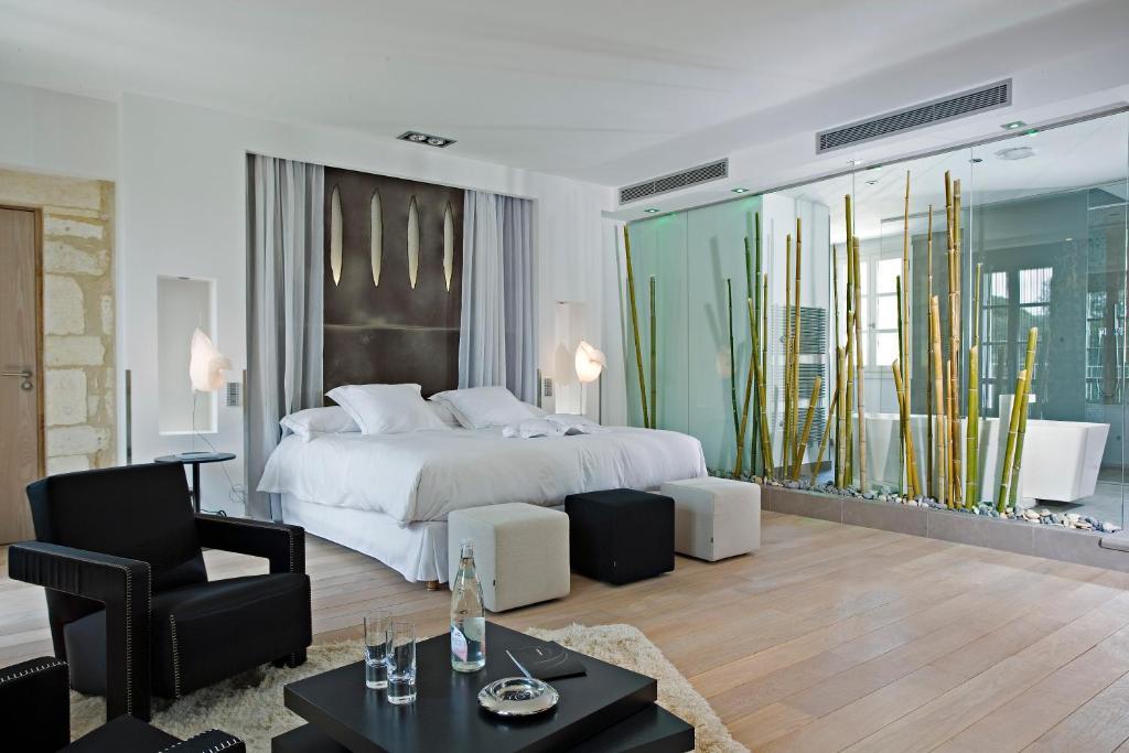 Junior Suite - Main Building