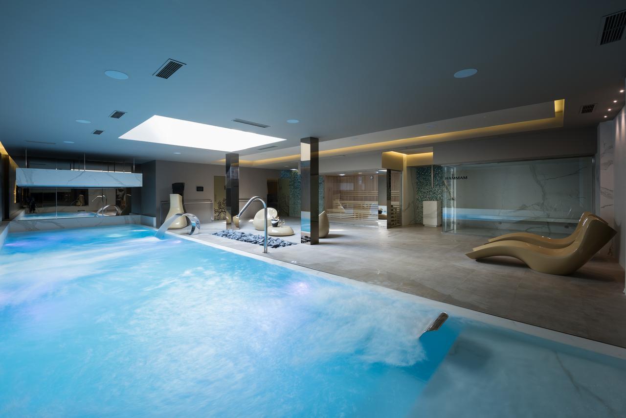 King Suite Spa Bath,646846689:JPEG