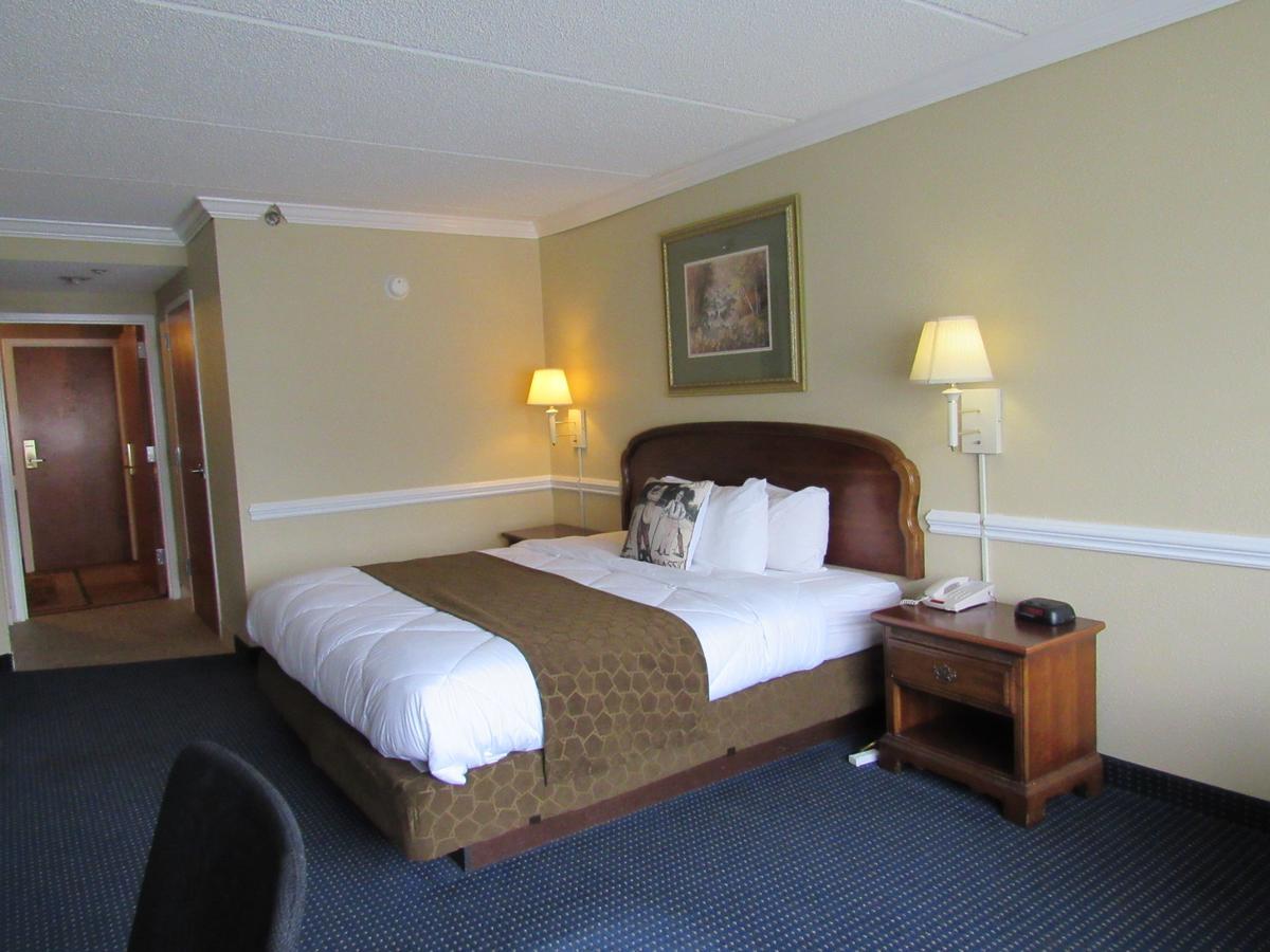 King Room - Non-Smoking - One Bed - Second Floor