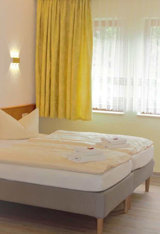 Standard Double Room,653340924:JPEG