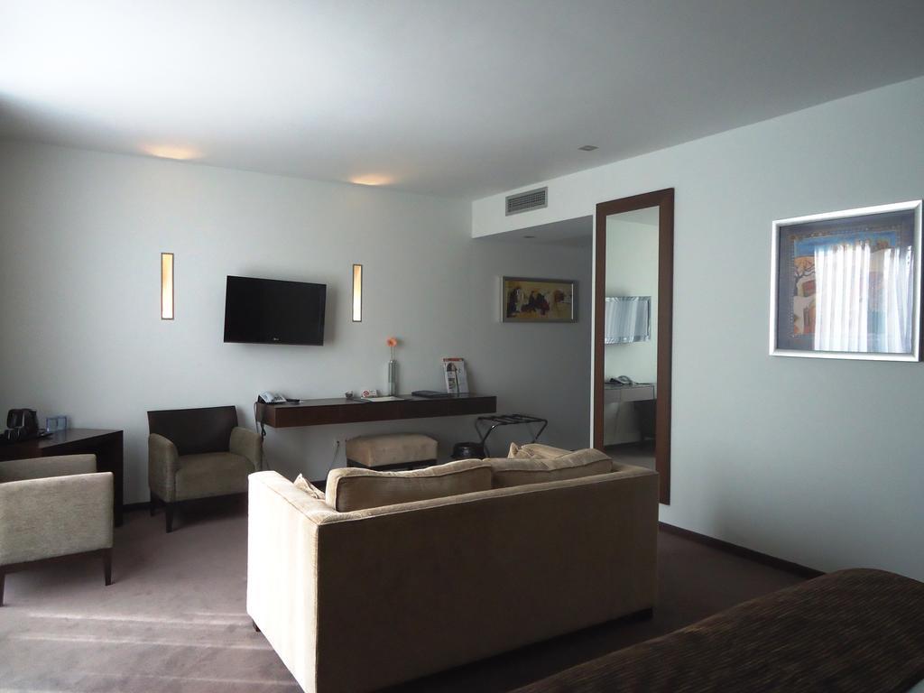 Junior Suite met Queensize Bed