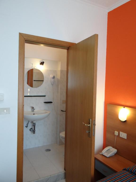 Zweibettzimmer