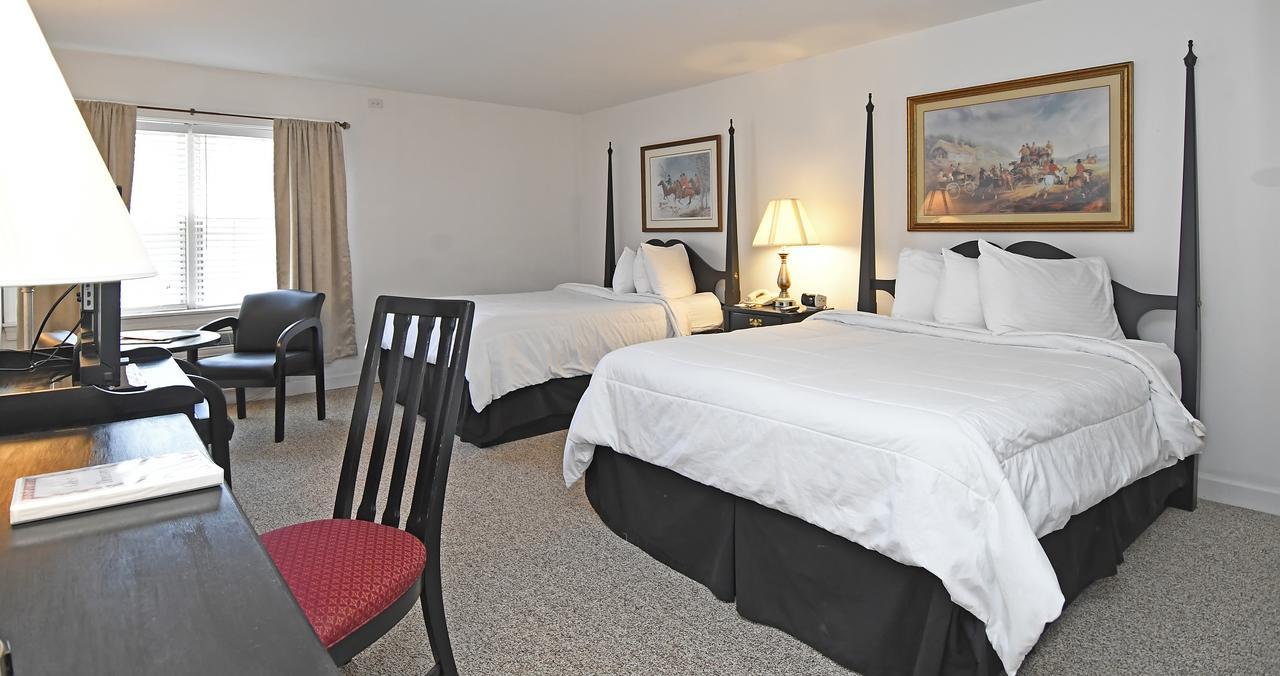 Queen Room with Two Queen Beds