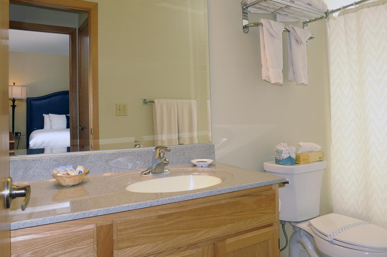 One-Bedroom Suite - Bay View