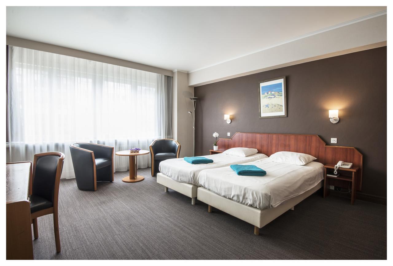Superior Double or Twin Room,449165808:JPEG
