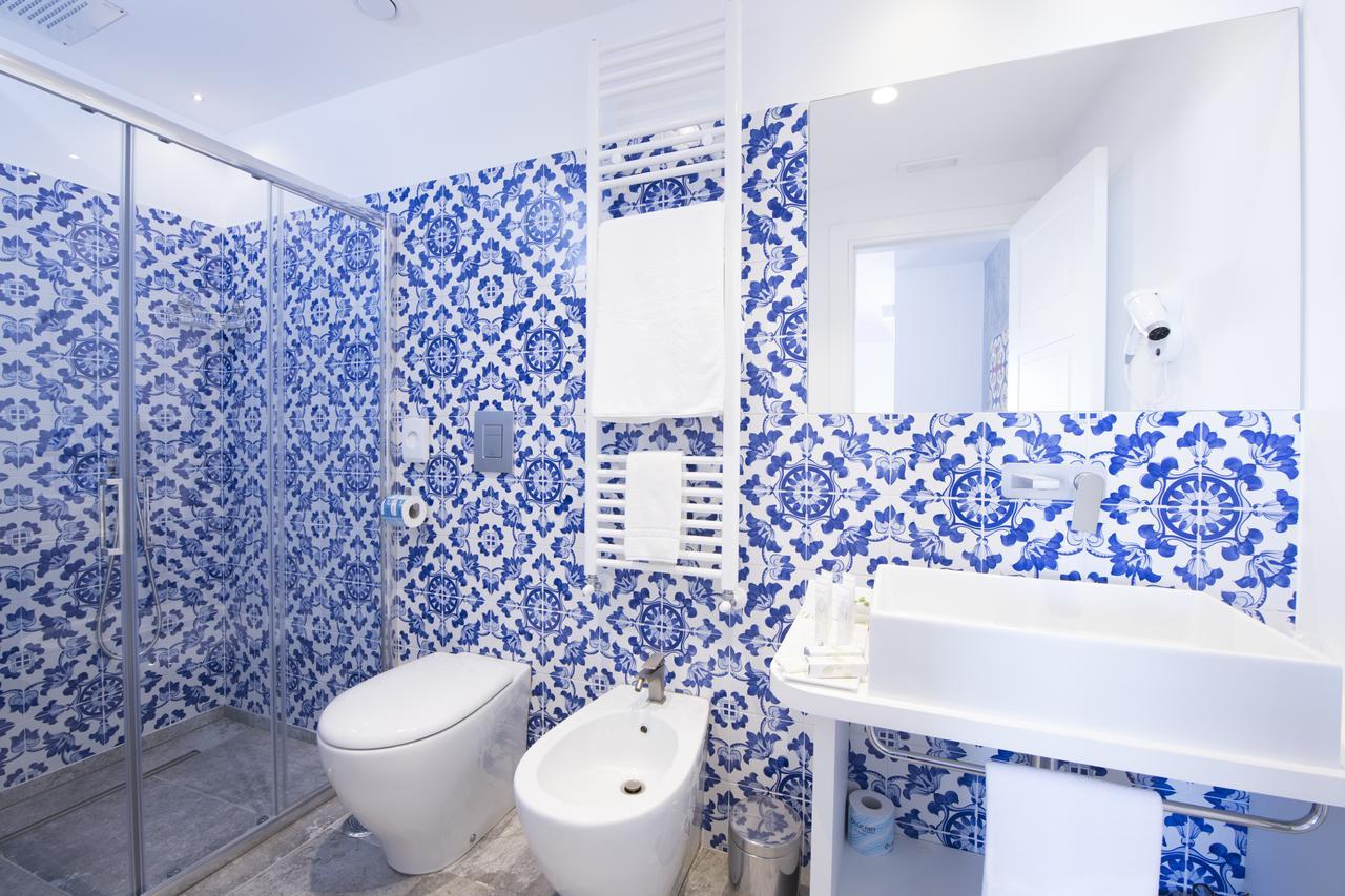 Suite Junior con terraza y vistas al mar