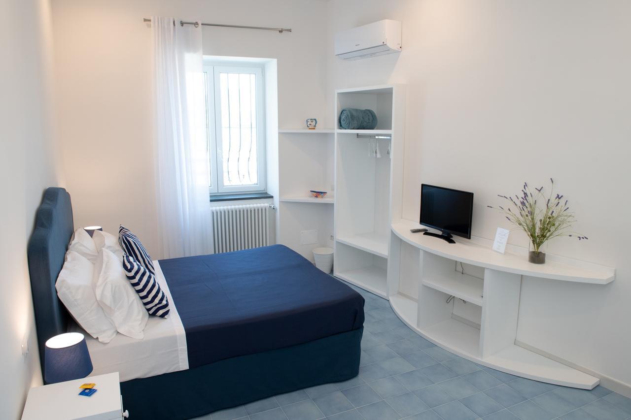 Double Room,662484327:JPEG