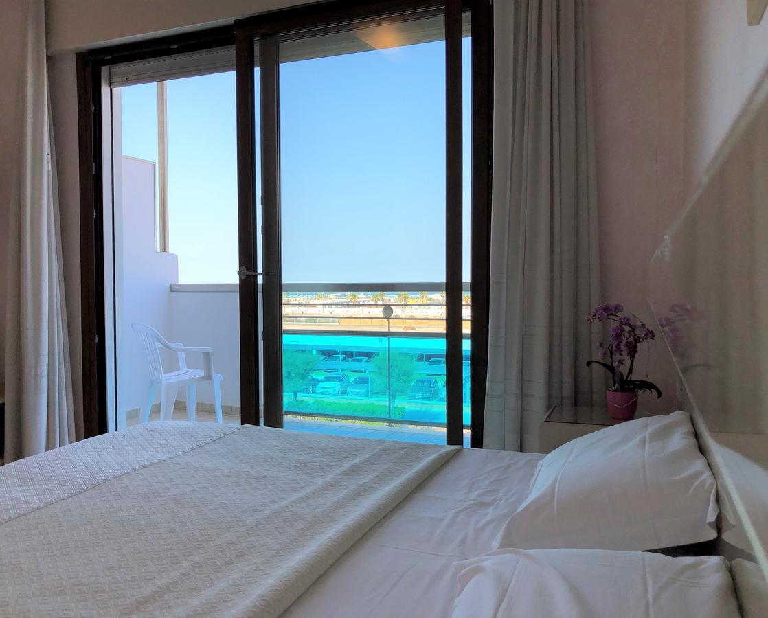 Camera Matrimoniale con Vista Mare