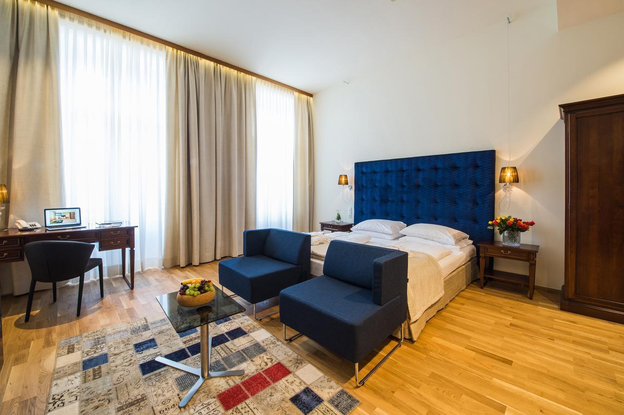Suite Júnior