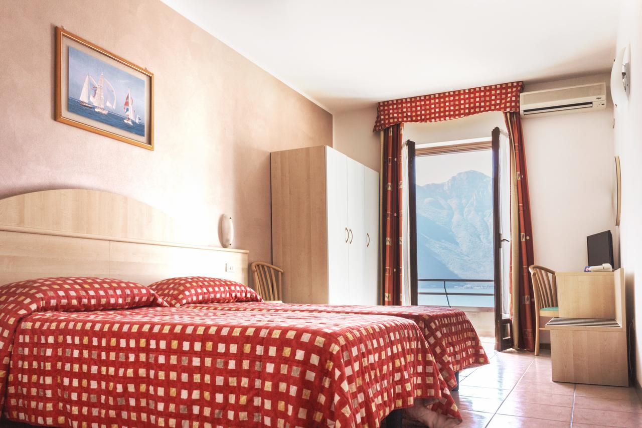 Double or Twin Room,1589516269:JPEG